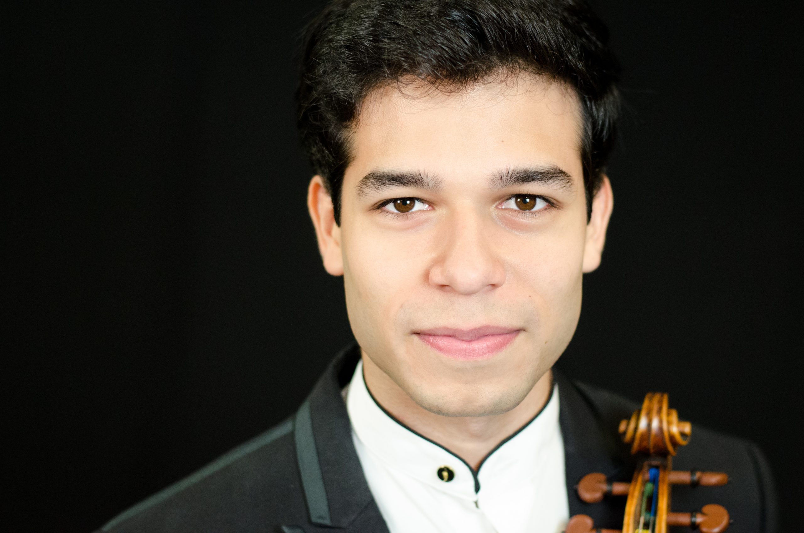 Rubén Rengel, violin